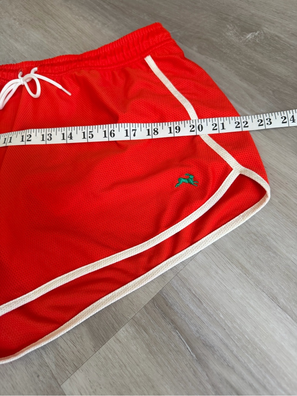Tracksmith Clare V. Collab Le Jogging Collection Shorts XL California Retro - Picture 9 of 14